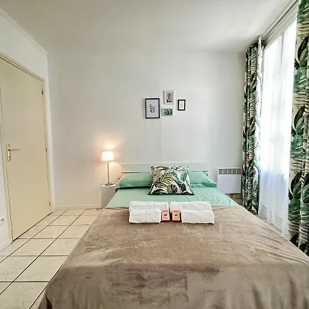 Apartamento Polichinelle Hyper Centre - Wifi - Balcon & Parking Proche Pézenas Exterior foto